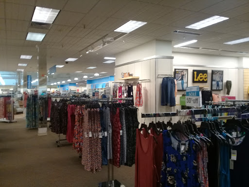 Clothing Store «Bealls Department Store», reviews and photos, 7101 FL-54, New Port Richey, FL 34653, USA