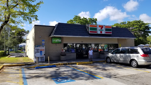Convenience Store «7-Eleven», reviews and photos, 747 Hallandale Beach Blvd, Hallandale Beach, FL 33009, USA
