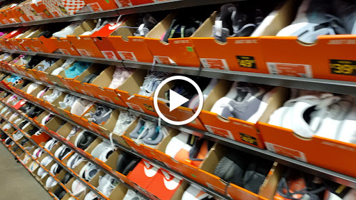 Clothing Store «Nike Factory Store», reviews and photos, 1155 Buck Creek Rd, Simpsonville, KY 40067, USA
