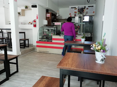 candelaria cafeteria - Avenida Teodoro Goméz de la Torre, 15_19 y, Eduardo Almeida Proaño, Ibarra, Ecuador