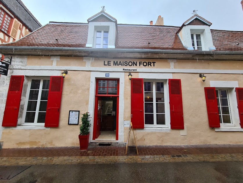 Le Maison Fort Auxerre