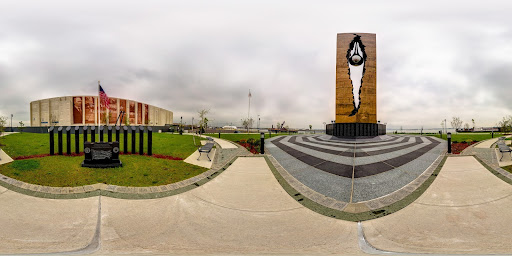 Monument «Tear Drop Memorial», reviews and photos, 51 Port Terminal Blvd, Bayonne, NJ 07002, USA