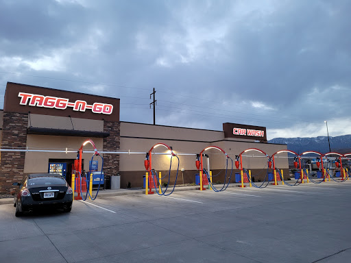 Tagg-N-Go Car Wash en Hurricane