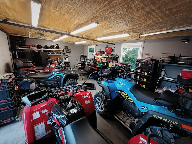 Quadowy Salon - Dealer quadów Cf Moto - Krosno