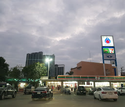 PTT Station ปตท.ปกฉัตร สถานีบริการน้ำมัน & NGV photo