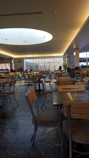 Shopping Mall «Salem Center», reviews and photos, 401 Center St NE, Salem, OR 97301, USA