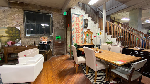 Used Office Furniture Store «City Liquidators: Used Office Furniture», reviews and photos, 830 SE 3rd Ave, Portland, OR 97214, USA