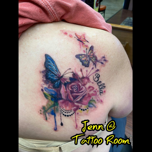 Explore nose tattoo ideas, creative tattoo ideas in Spokane, available at Tattoo Room