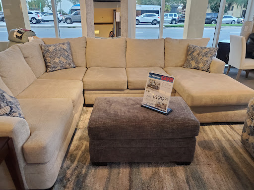 Furniture Store «Rooms To Go & Rooms To Go Kids Furniture Store - Dadeland (Miami)», reviews and photos, 7360 N Kendall Dr, Miami, FL 33156, USA