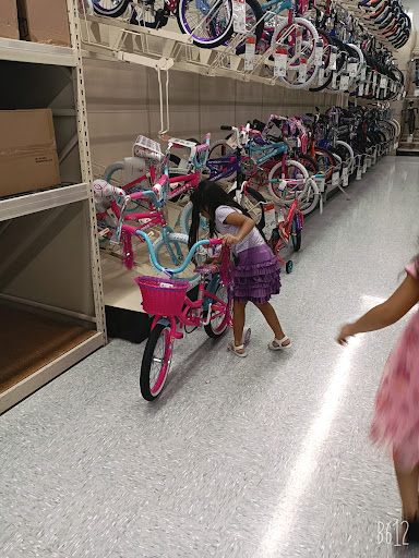 Sporting Goods Store «Academy Sports + Outdoors», reviews and photos, 7205 Pinnacle Pkwy, Covington, LA 70433, USA