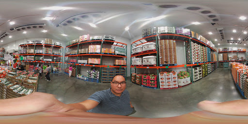 Warehouse store «Costco Wholesale», reviews and photos, 21800 Victory Blvd, Woodland Hills, CA 91367, USA