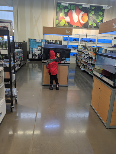 Pet Supply Store «Petco Animal Supplies», reviews and photos, 12444 NW 10th St #301, Yukon, OK 73099, USA