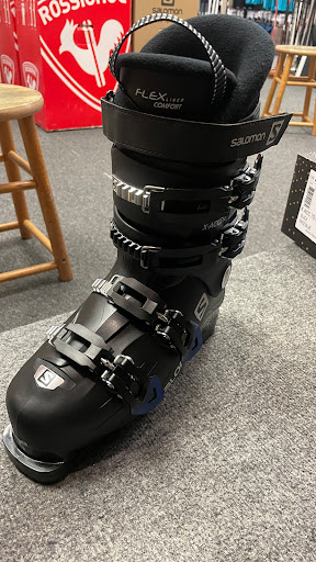 Ski Shop «Pro-Fit Ski & Mountain Sports», reviews and photos, 34 Catoctin Cir SE, Leesburg, VA 20175, USA