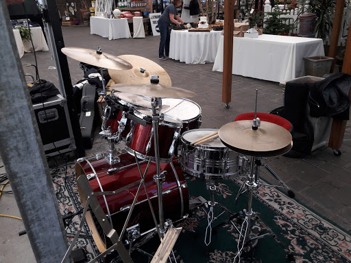 Garden Center «H J Benken Florist & Garden», reviews and photos, 6000 Plainfield Rd, Cincinnati, OH 45213, USA