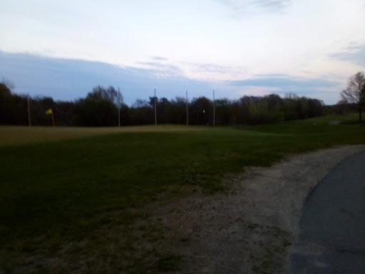 Golf Course «Meadow Golf Course-Peabody», reviews and photos, 80 Granite St, Peabody, MA 01960, USA