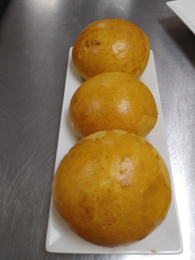 Wine Store «Happy Wine Calle Ocho», reviews and photos, 5792 SW 8th St, Miami, FL 33144, USA