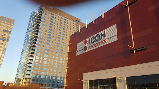 Movie Theater «ShowPlace ICON Theatres at Roosevelt Collection with ICON•X - Chicago», reviews and photos, 1011 S Delano Ct, Chicago, IL 60605, USA