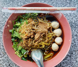 ก๋วยเตี๋ยวเนื้อตุ๋น หมูตุ๋น เทศา ซ.2 photo