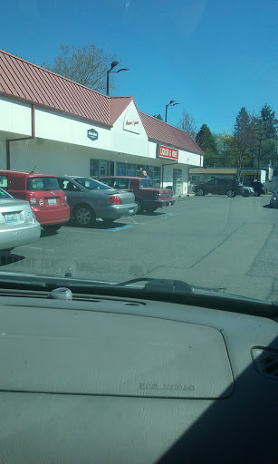 Liquor Store «White Center Liquor», reviews and photos, 9822 15th Ave SW, Seattle, WA 98106, USA