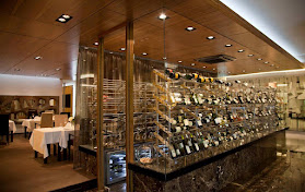 Siesta Lobby Bar & Wine Restaurant