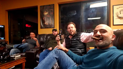 Cigar Shop «Cigar And Tobacco», reviews and photos, 196 Berlin Turnpike, Berlin, CT 06037, USA