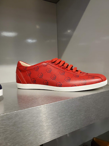 Boutique «Gucci Outlet», reviews and photos, 50 Hartz Way, Secaucus, NJ 07094, USA