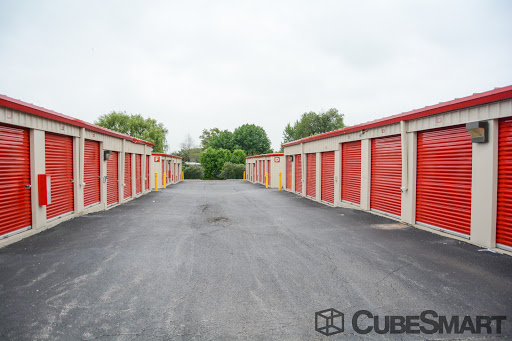 Self-Storage Facility «CubeSmart Self Storage», reviews and photos, 565 W Boughton Rd, Bolingbrook, IL 60440, USA