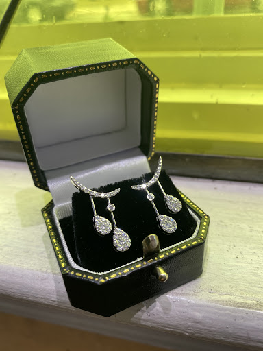 Jewelry Designer «Wagner Jewellers», reviews and photos, 107 Hanover Ave, Ashland, VA 23005, USA