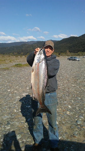 Sporting Goods Store «Rogue Outdoor Store», reviews and photos, 29865 Ellensburg Ave, Gold Beach, OR 97444, USA