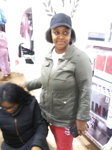 Clothing Store «Nike Factory Store», reviews and photos, 651 Kapkowski Rd #150, Elizabeth, NJ 07201, USA