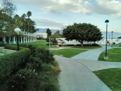 Community College «Santa Barbara City College», reviews and photos