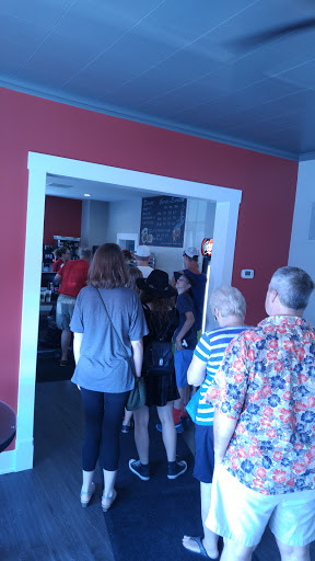 Donut Shop «Square Donuts», reviews and photos, 8745 E 116th St, Fishers, IN 46038, USA