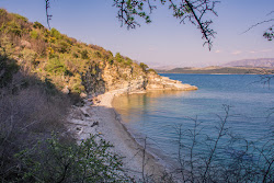 Kouloura beach'in fotoğrafı biraz temiz temizlik seviyesi ile