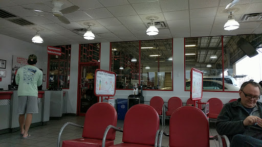 Tire Shop «Discount Tire Store», reviews and photos, 8219 Research Blvd, Austin, TX 78758, USA