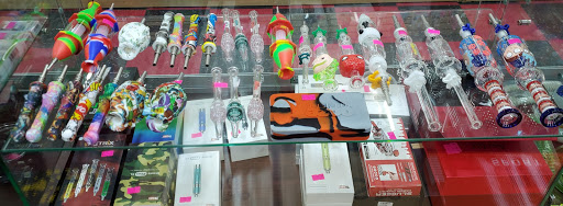 Vaporizer Store «King Discount Store», reviews and photos, 1264 S WW White Rd, San Antonio, TX 78220, USA