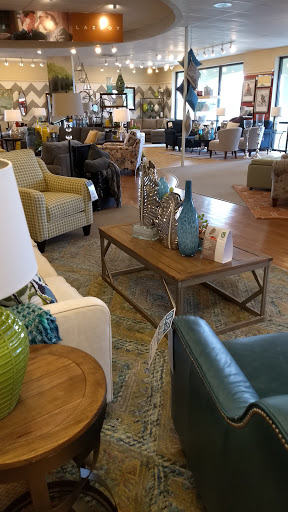 Furniture Store «La-Z-Boy Furniture Galleries», reviews and photos, 3970 Rickey St SE, Salem, OR 97317, USA