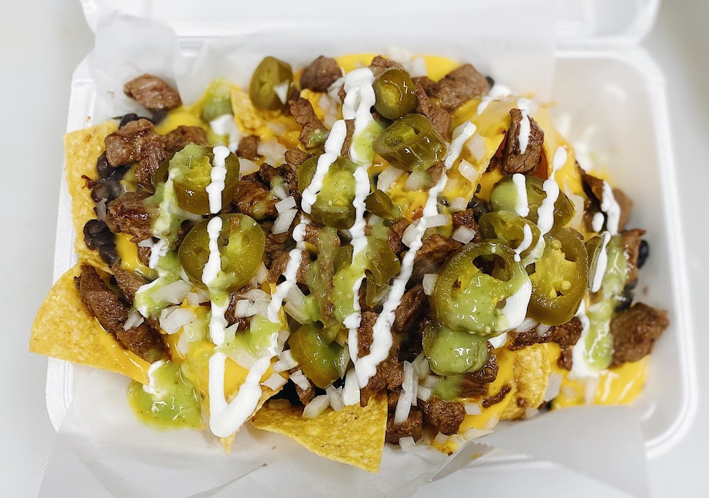 Uno Más Taco Truck 47403