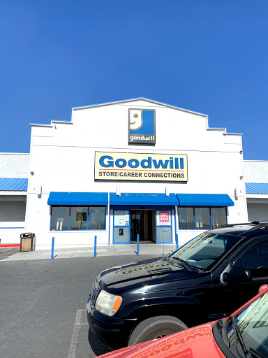 Thrift Store «Goodwill Retail Store and Donation Center», reviews and photos