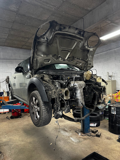 Photo 1 - 1,2,3 AutoService