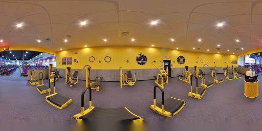 Planet Fitness image