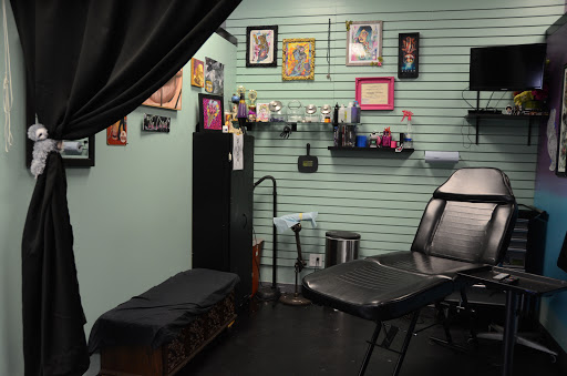Tattoo Shop «Good Times Tattoo Company», reviews and photos, 14375 60th St N, Oak Park Heights, MN 55082, USA
