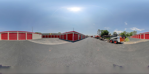 Self-Storage Facility «CubeSmart Self Storage», reviews and photos, 2801 Harrison St, Bellwood, IL 60104, USA