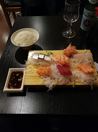 Plats et boissons du Restaurant japonais Sushi Passy à Paris - n°3