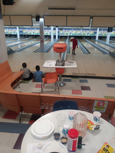 Shopping Mall «White Oak Shopping Center», reviews and photos, 11200 New Hampshire Ave, Silver Spring, MD 20904, USA