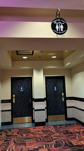 Movie Theater «Edwards Cerritos 10», reviews and photos, 12761 Towne Center Dr, Cerritos, CA 90703, USA