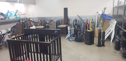 Thrift Store «Thrift Giant», reviews and photos, 1701 Brinker Rd, Denton, TX 76208, USA