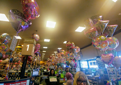 Grocery Store «Vons», reviews and photos, 26518 Bouquet Canyon Rd, Saugus, CA 91350, USA