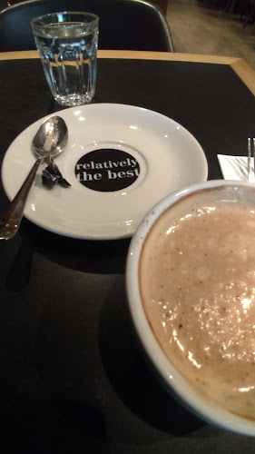 Einstein – café & bel étage Telefonnummer