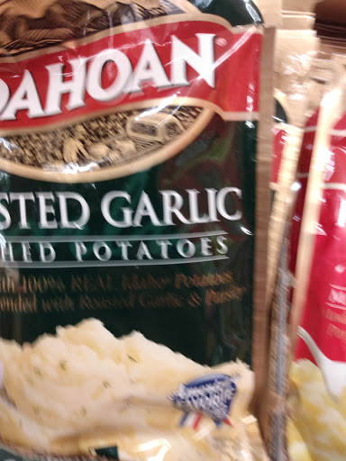 Grocery Store «Save-A-Lot», reviews and photos, 1117 E Commercial St, Springfield, MO 65803, USA