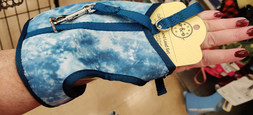 Pet Supply Store «Petco Animal Supplies», reviews and photos, 993 Branson Hills Pkwy, Branson, MO 65616, USA